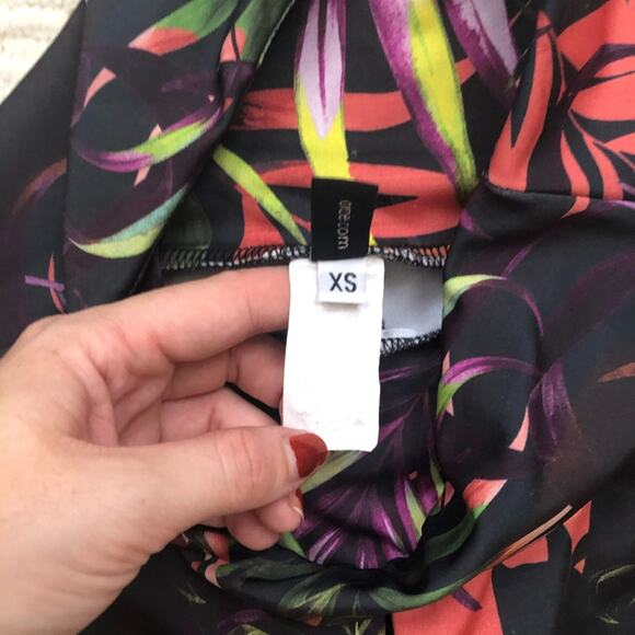 Onzie High Rise Mesh Leggings in All Night Long - Picture 5 of 6